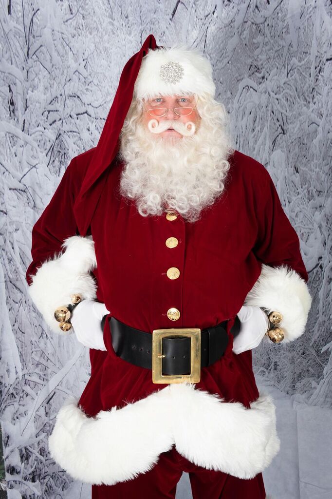 Cola Suit in Xmas velvet with Flared bottom on jacket.